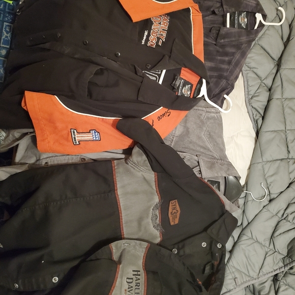 Harley davidson 4 button up shirts,1 sweatshirt - Picture 1 of 4